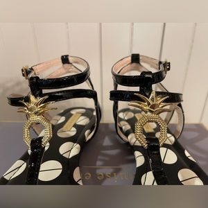 Louise et Cie black thong sandals